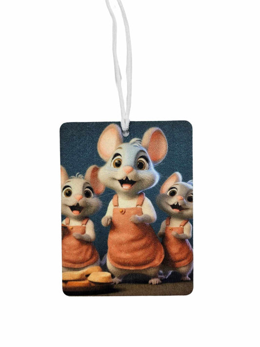 3 cute mice