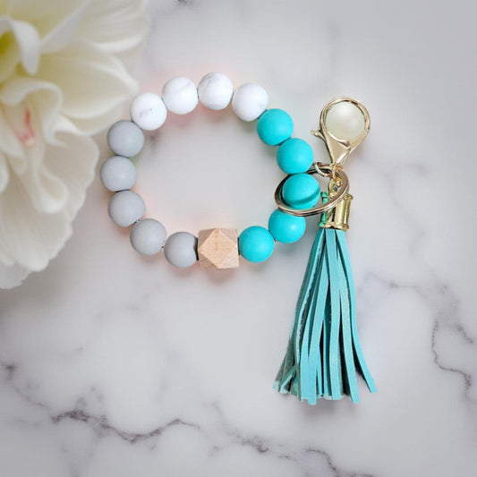 Coloured with light grey and Marble white