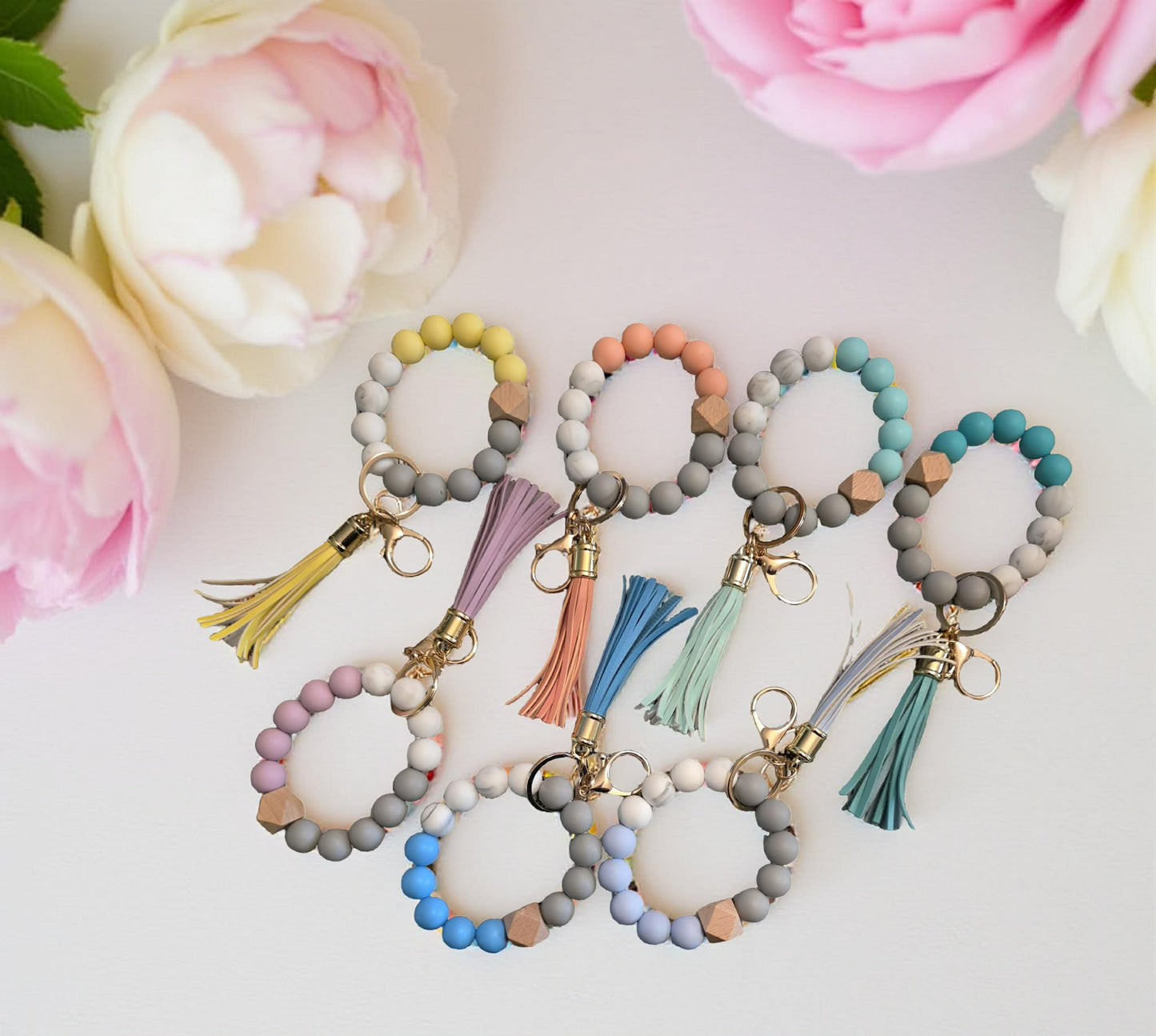 Coloured with light grey and Marble white